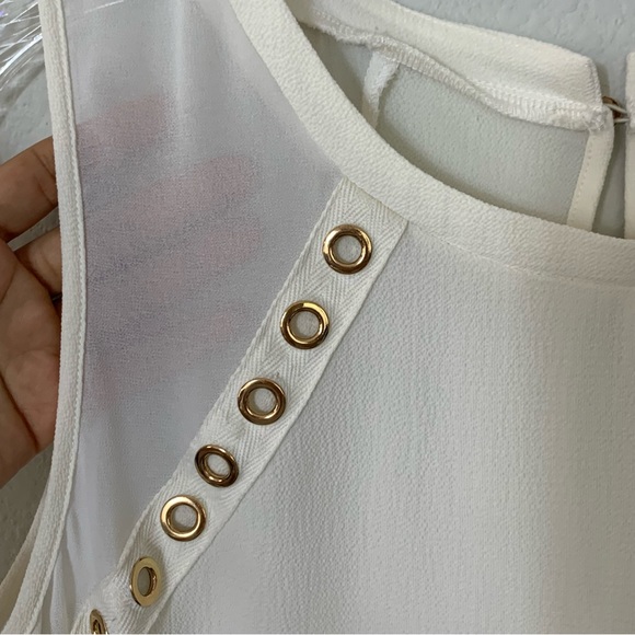 Signature Studio Lightweight Sleeveless Blouse Shirt with Gold Details size L - Picture 6 of 12